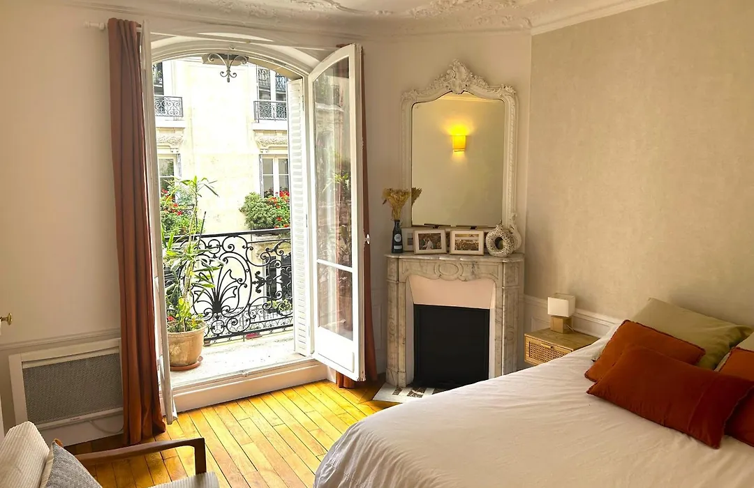 Montmartre // Lovely Flat For You !-1